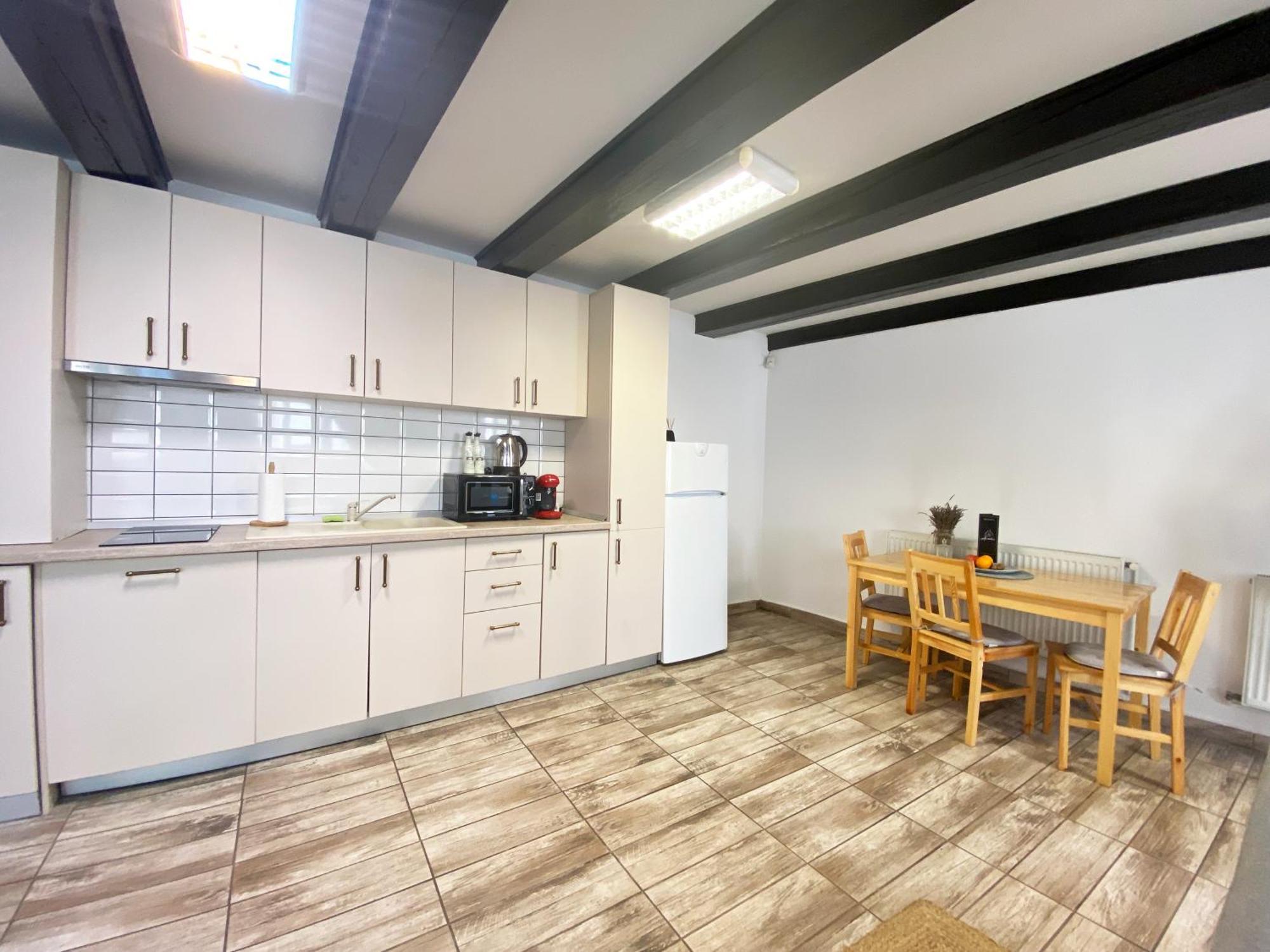 Piata Sfatului Brassai Plus - Annastasia'S Studio Braşov Dış mekan fotoğraf