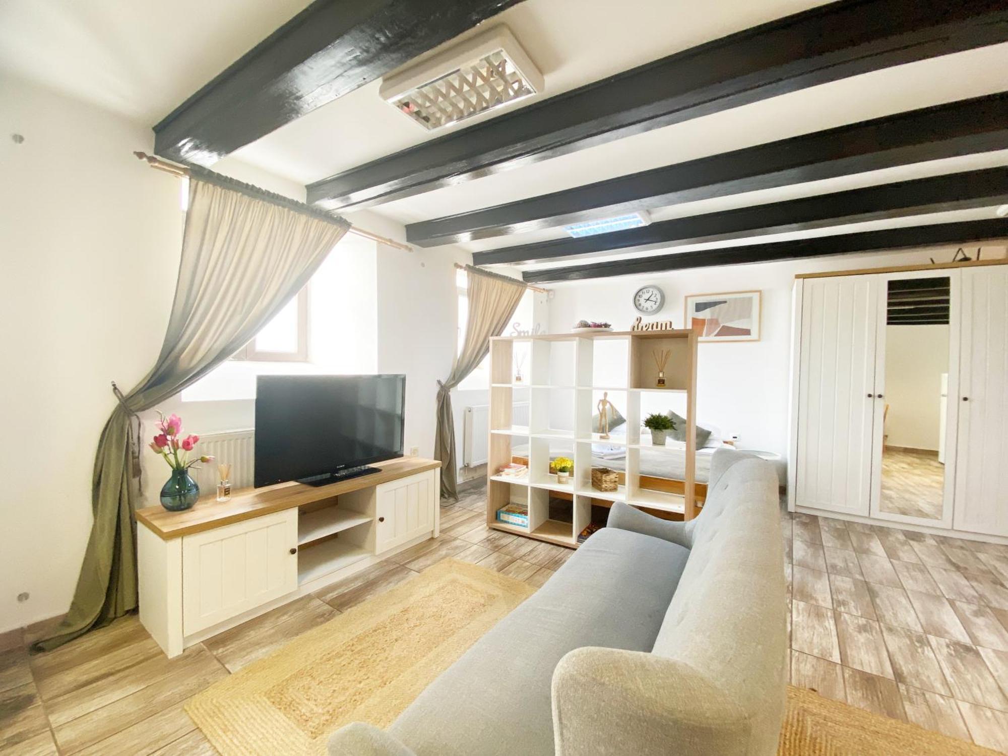 Piata Sfatului Brassai Plus - Annastasia'S Studio Braşov Dış mekan fotoğraf